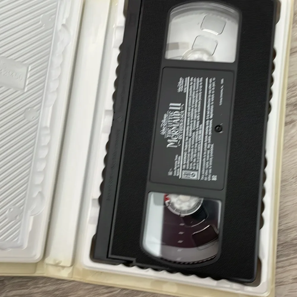 The Little Mermaid II Return to the Sea- VHS Movie - 2000 Animated Disney Movie